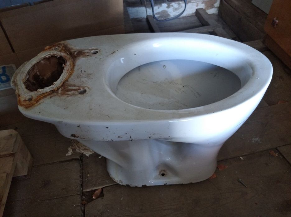 Продам бачёк от унитаза, унитаз