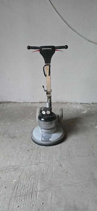 Monodisc masina slefuit raschetat parchet Bona Flexisand cu sistem power drive 4 capete de slefuit.