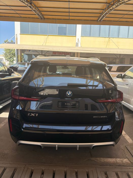 BMW ix1 25L 2024 yil M poket