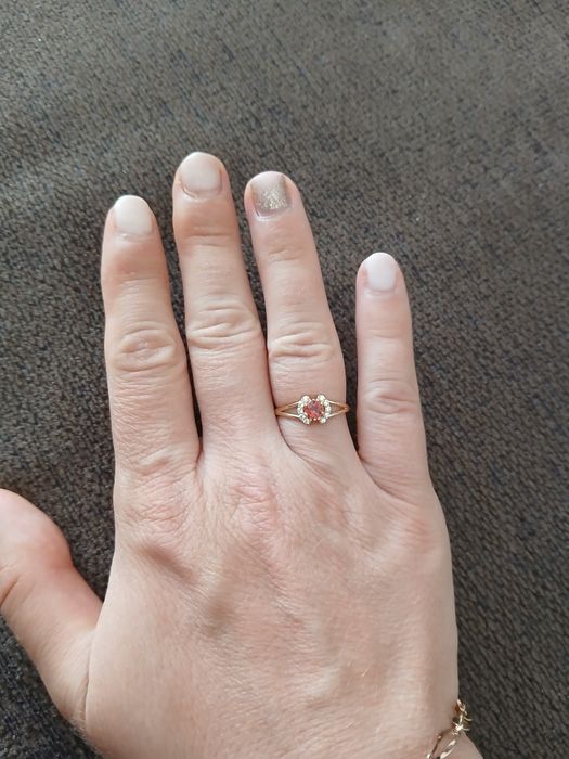 Inel cu granat 14 k