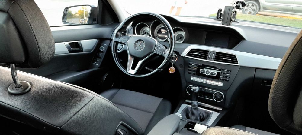 MB C-klass C180 CDI  2.2 120 CAI/ 2014 / proprietar / atent intretinut/ ambreiaj nou