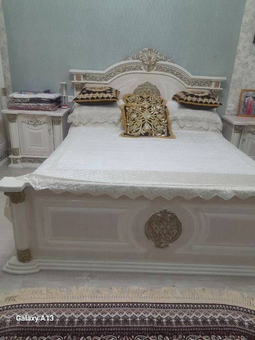 Yangi yotoq mebel sotilmoqda