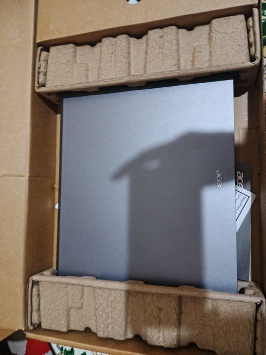 Acer noutbuki yangi karopka dokument