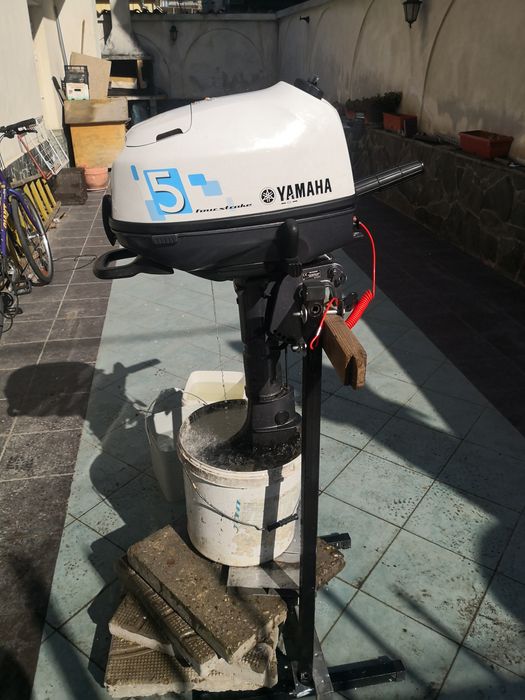 Извънбордов двигател Yamaha 5/6