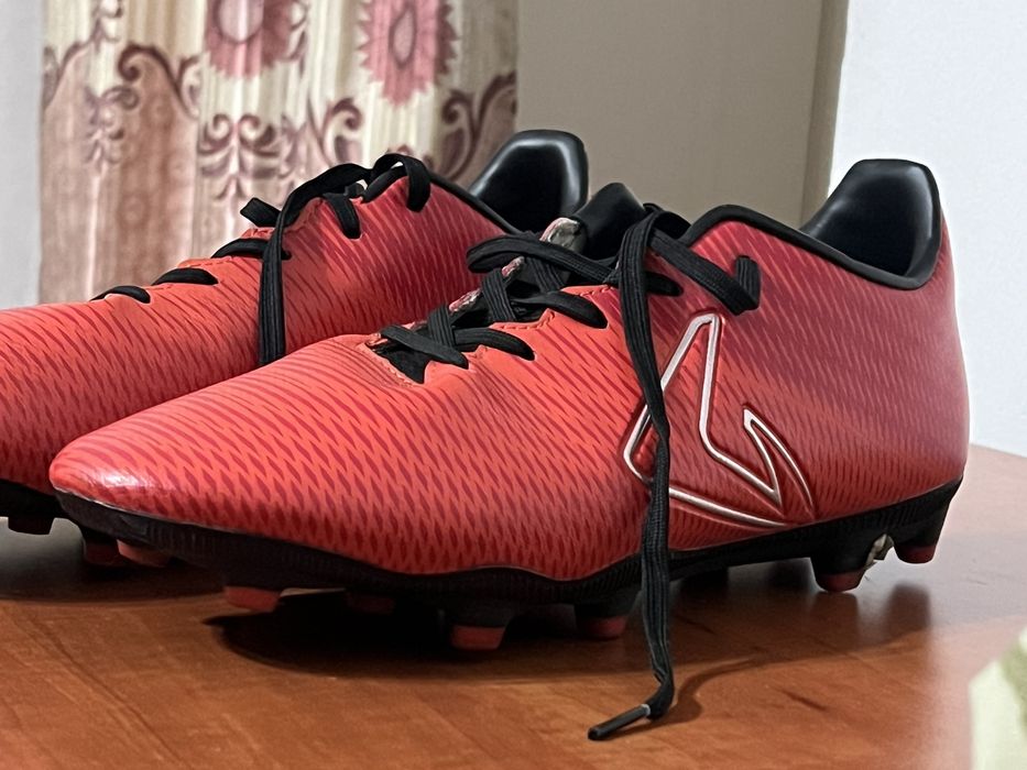 Бутсы в отличном состояние