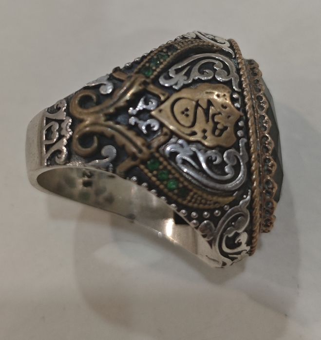 Продам кольцо мужское серебро 925