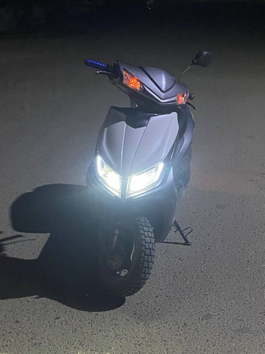 скутер м8 95.000
