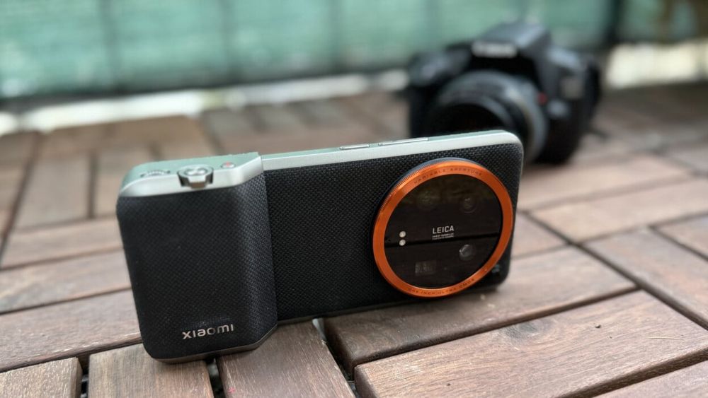 vând Xiaomi 14 ultra impecabil