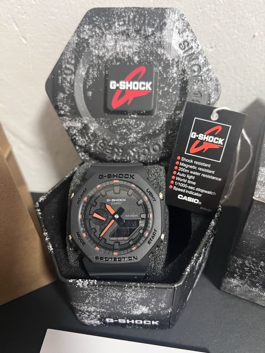 G-Shock Casio GA-2100 negru&roșu