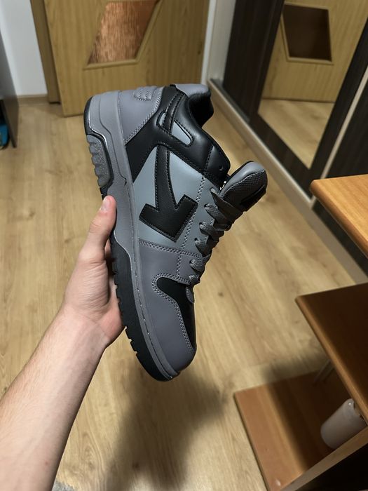 Off White marimea 45