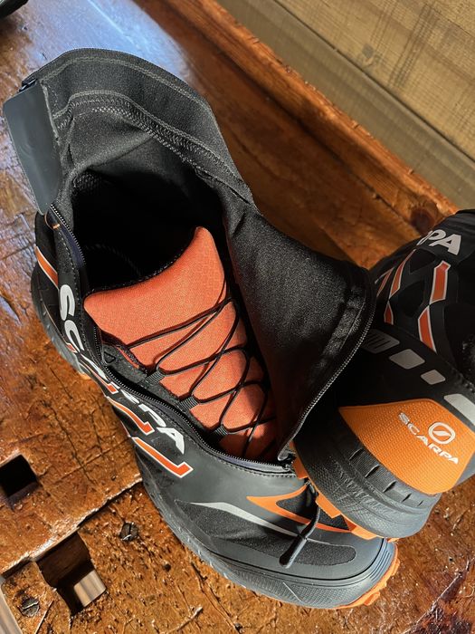Scarpa  Neutron G