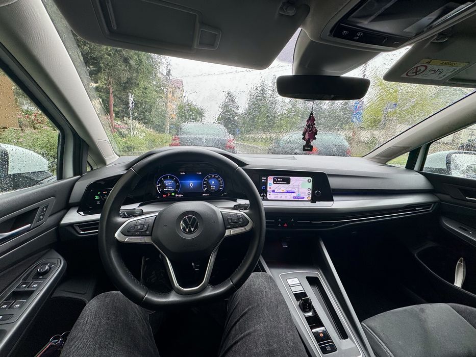 Volkswagen Golf 8 /40 000 km/Piele alcantara/IQ Led/Incalzire volan/Masaj Scaun