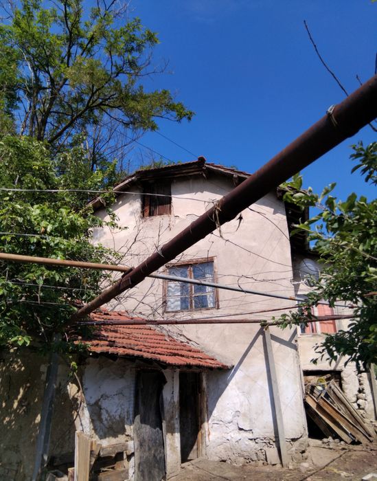 Продава къща в с.Мламолово общ.Бобов дол