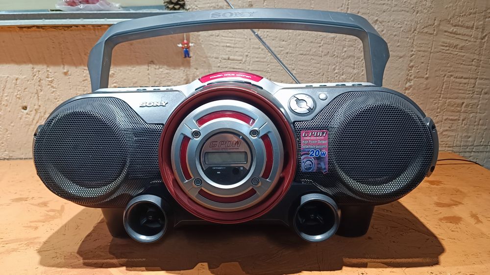 Продам Sony магнитола