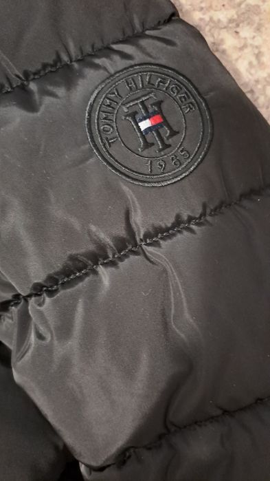 Geacă Tommy Hilfiger mărime XS nouă cu etichetă