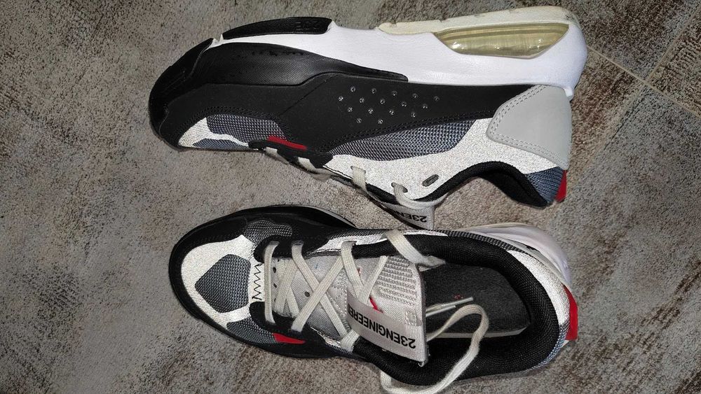 NIKE Jordan Air 200E, номер 37.5, стелка 23.5см, отлично състояние