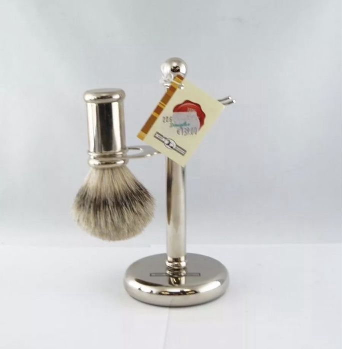 Set suport barbierit pamatuf bursuc silvertip cu cap Gillette Mach3