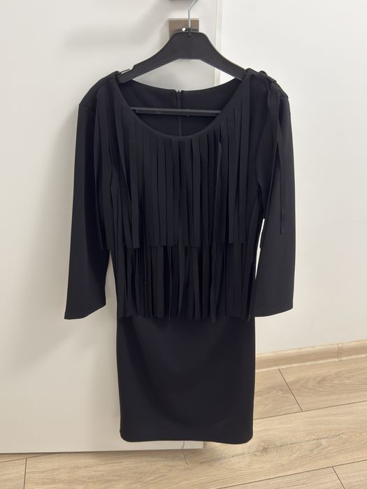 Rochie neagra eleganta