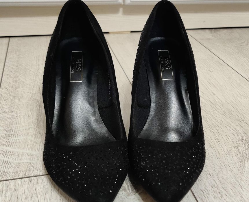 Încălțări/ pantofi eleganți de damă. Mărimea 38,5. Marks & Spencer