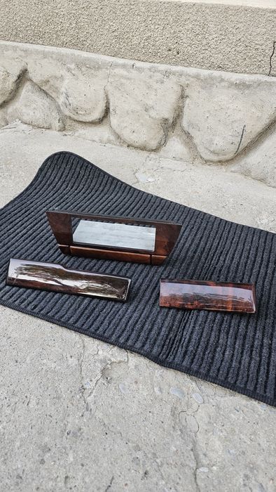 Запчасти на  Ауди а6 (с4 кузов)