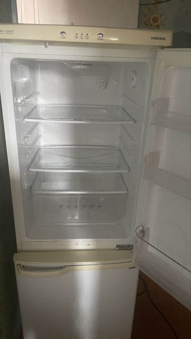 Холодильник Самсунг