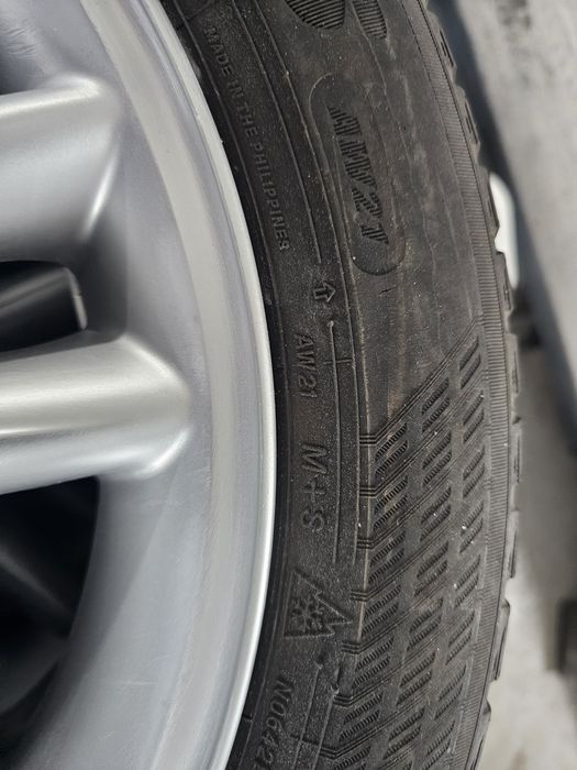 Jante ET 37 7j x 16 cu anvelope 205 55 r16 Yokohama