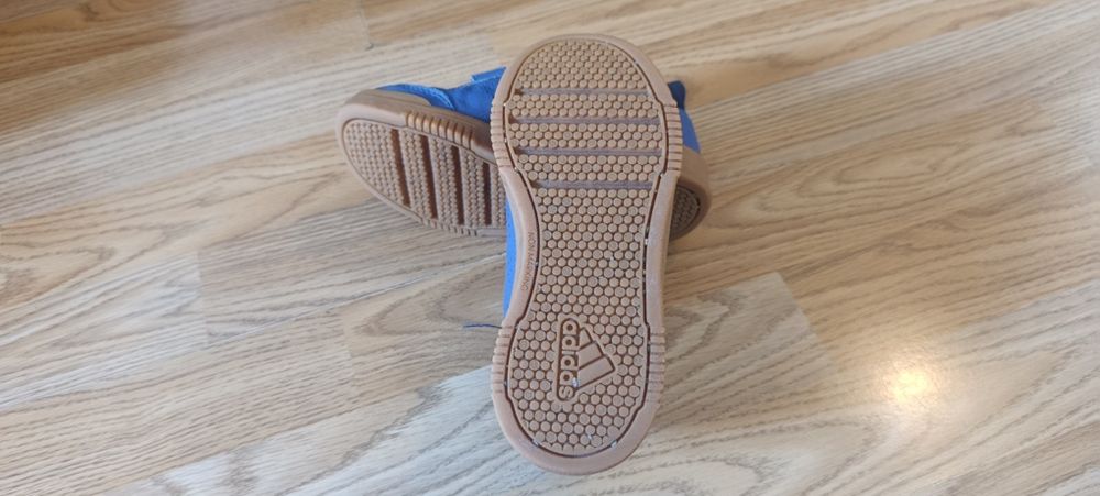 Оригинални детски маратонки adidas 29 номер