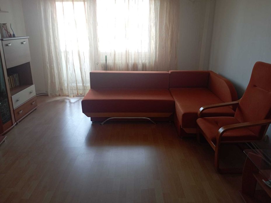 Apartament 3 camere decomandat-suprafata mare-2 bai-2 balcoane-zona Dorobanti Deva
