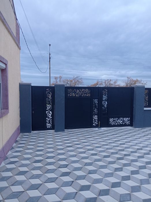 Porți, balustrade, garduri