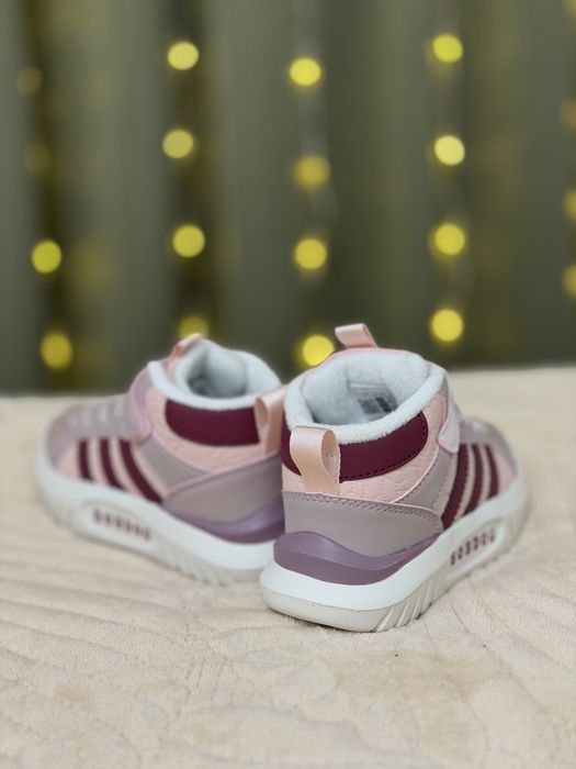 Кроссовки демисезон