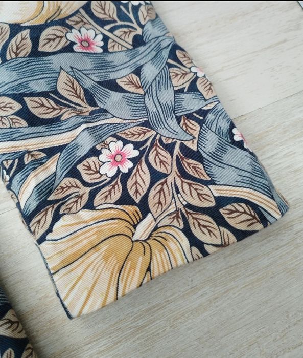 Sacou H&M, William Morris & Co