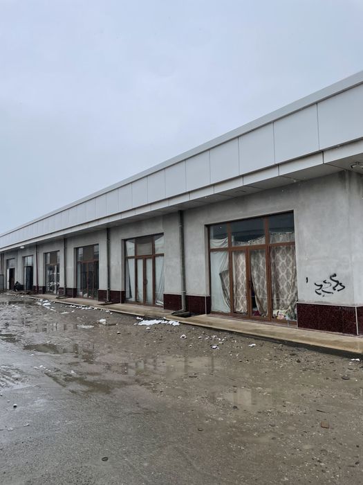 1200 kv.m tijorat binosi — Yangi bozor ro‘parasida