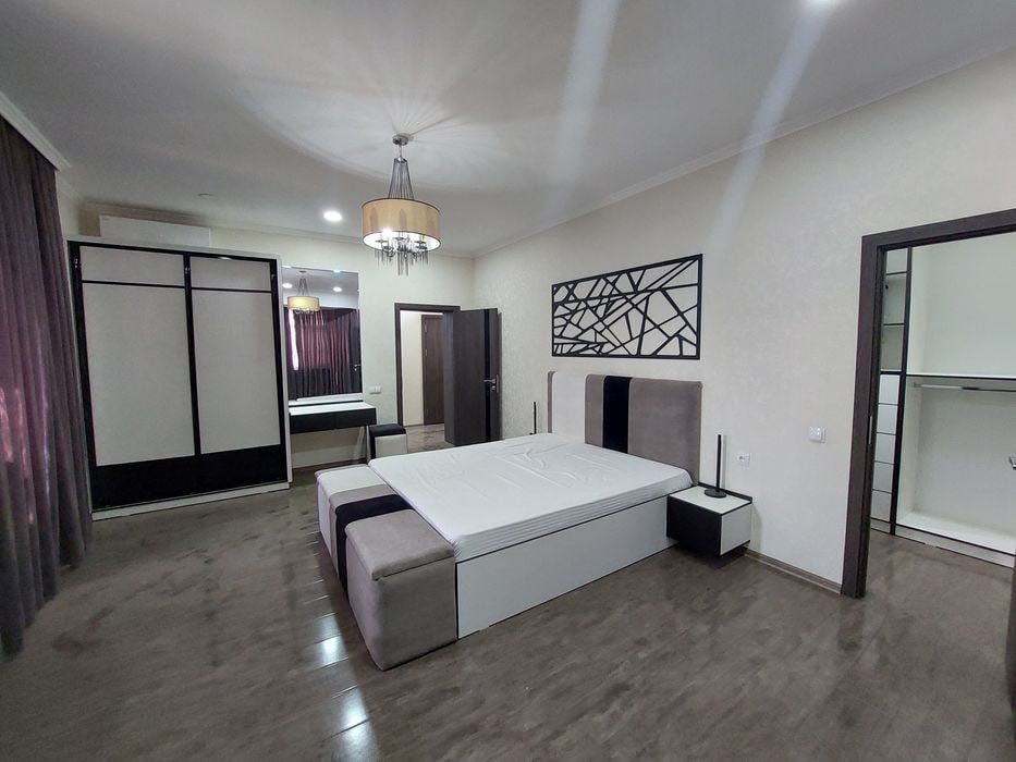 Яккасарой туйхона в Аренда 3-х комн.150кв.  прелестная новостройка