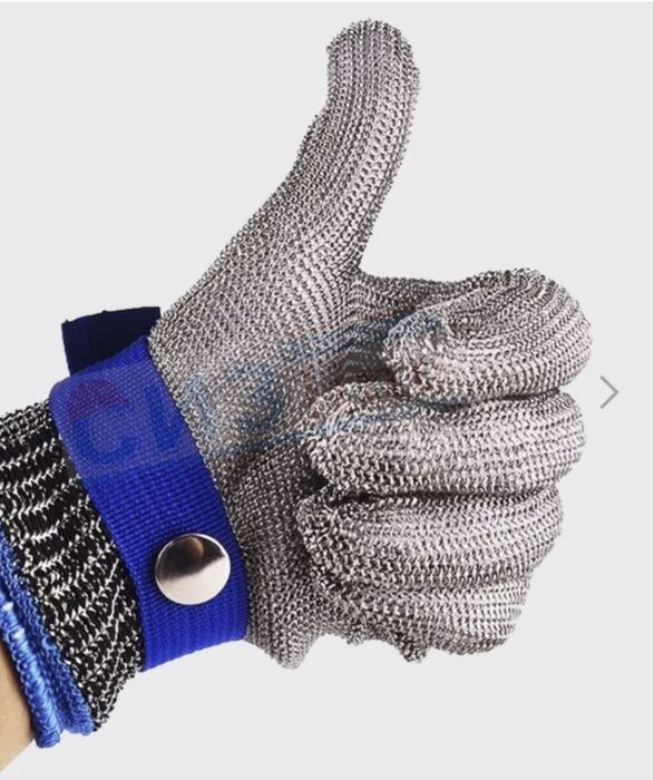 Перчатка из нержавеющей стали