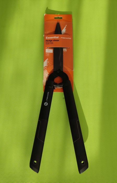 Ножица за храсти FISKARS и ножица за клони + подаръци