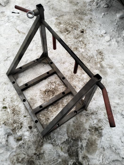 Тренажер и груша боксерскя