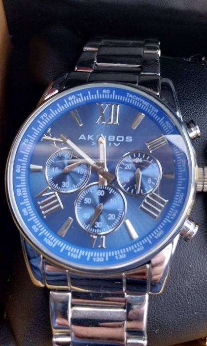 Ceas de vânzare AKRIBOS XXIV AK865 quartz original URGENT!!!