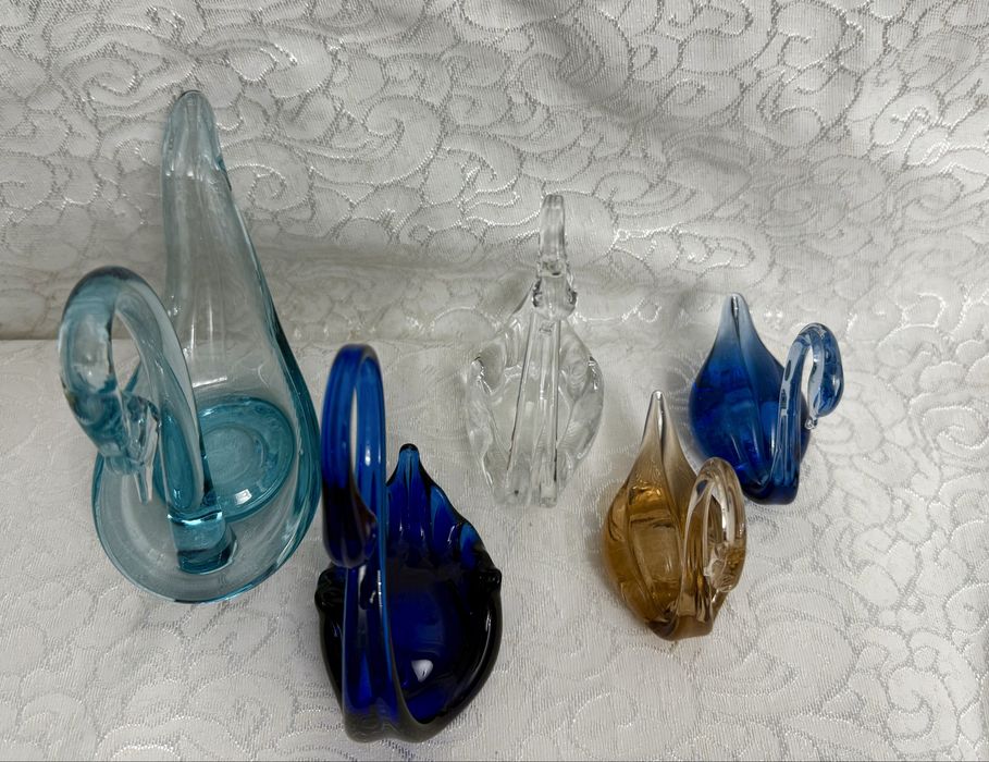 Лебеди из стекла, сувениры, подарки