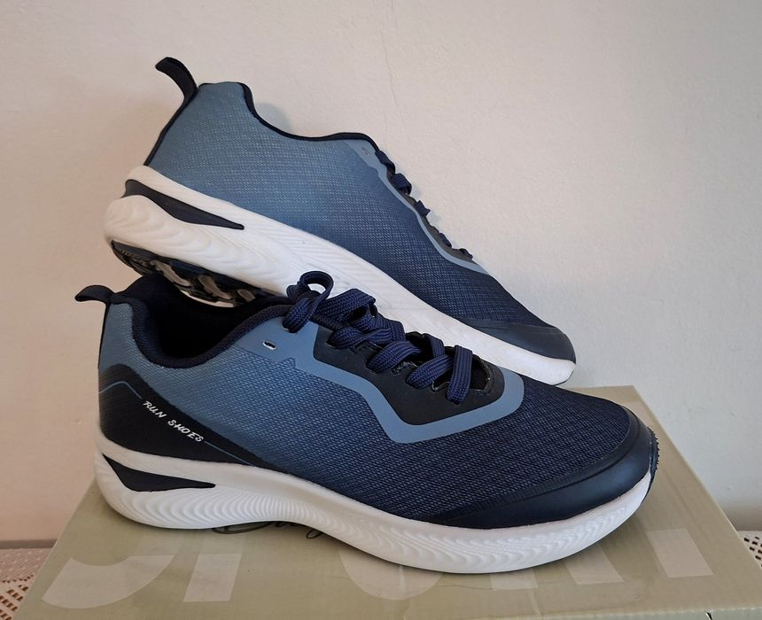 Мъжки маратонки нови 42, стелка 27см