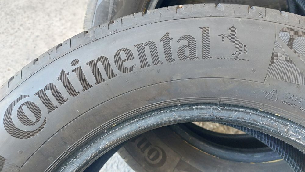Летни гуми 205/65/15 Continental EcoContact 6 4 броя