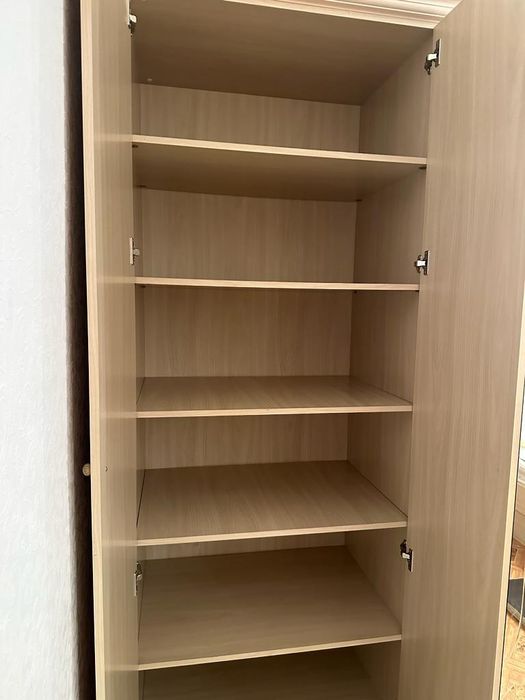 Продам спальный гарнитур