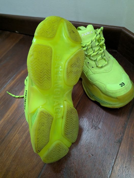 Balenciaga Triple S Neon 39