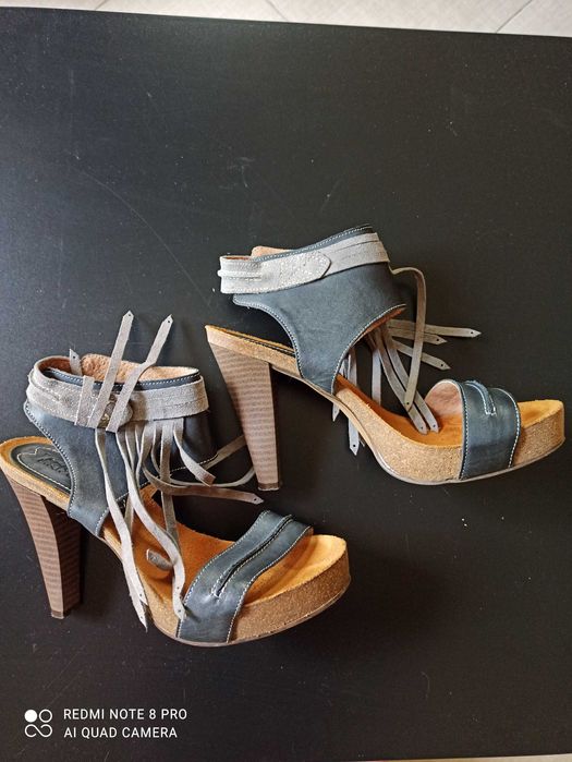 Сандали дамски - Екстравагантни