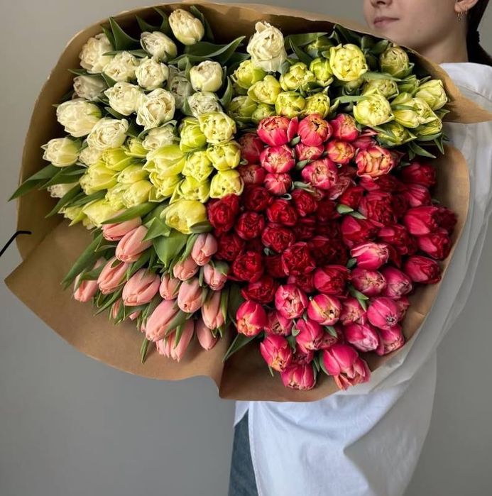 Цветы,букеты роз,пионов,тюльпанов