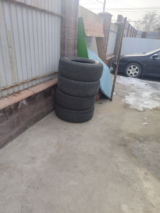 Продам шины 275/65/R17