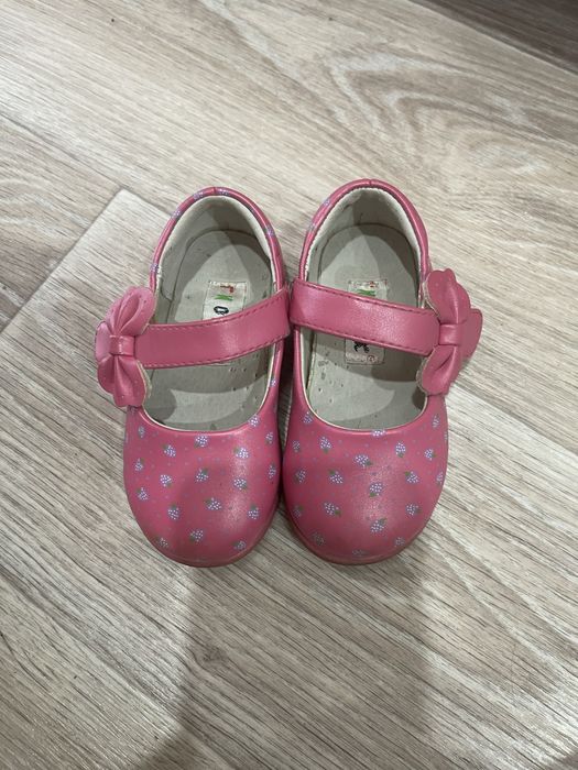 Пакет одежды  на девочку 80-86