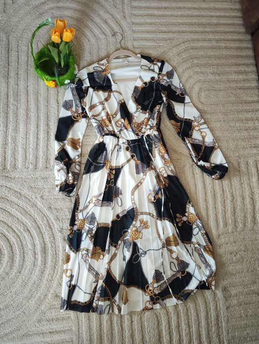 Официална дамска рокля