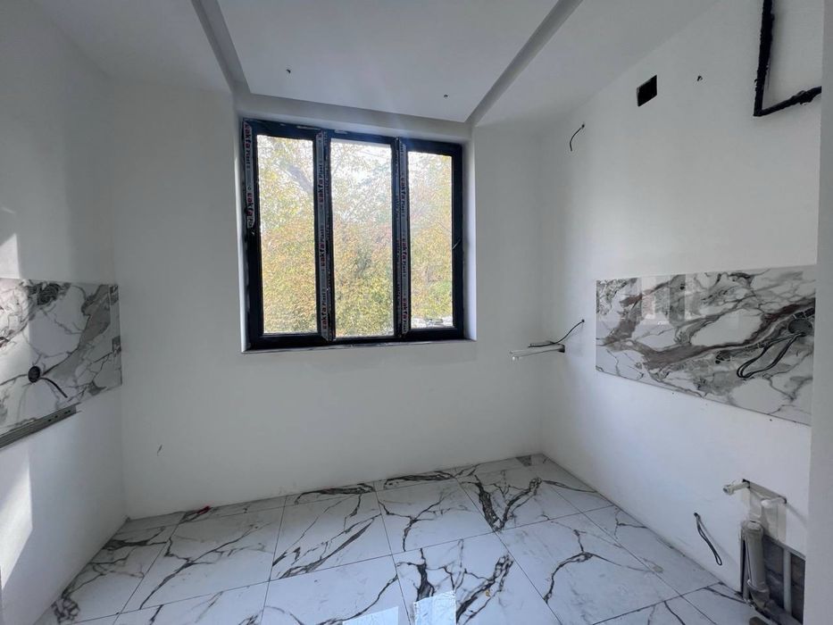 Айбек | Мирабад - Сдается в аренду помещение вдоль дороги 105м2