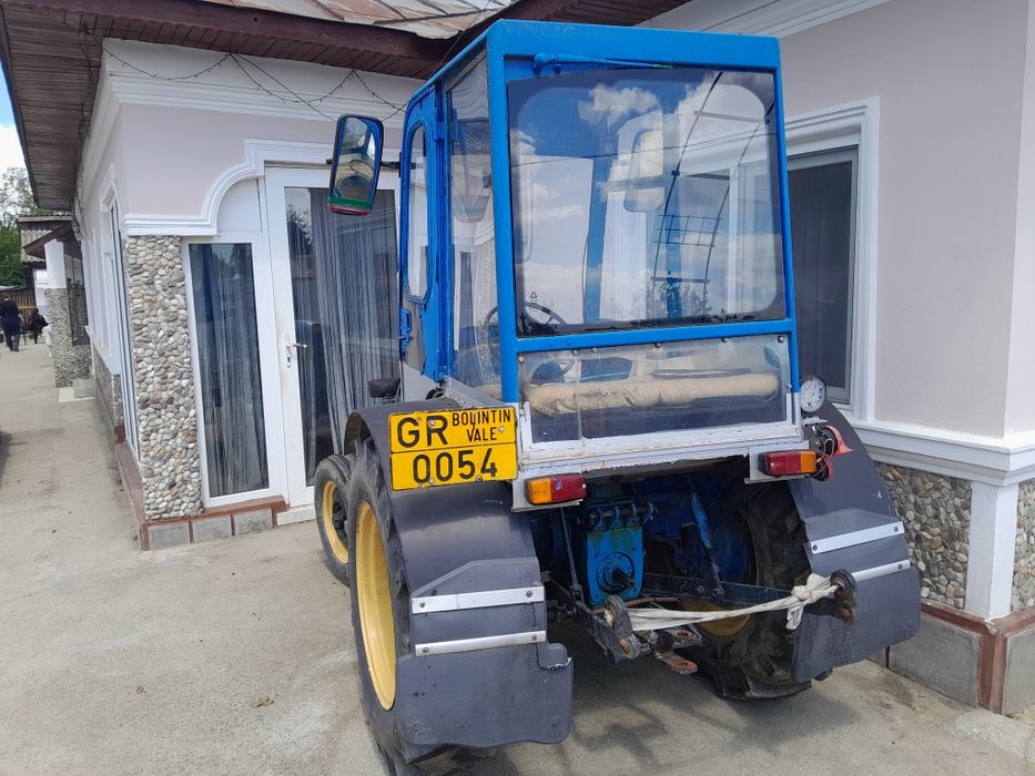 Tractor și utilaje