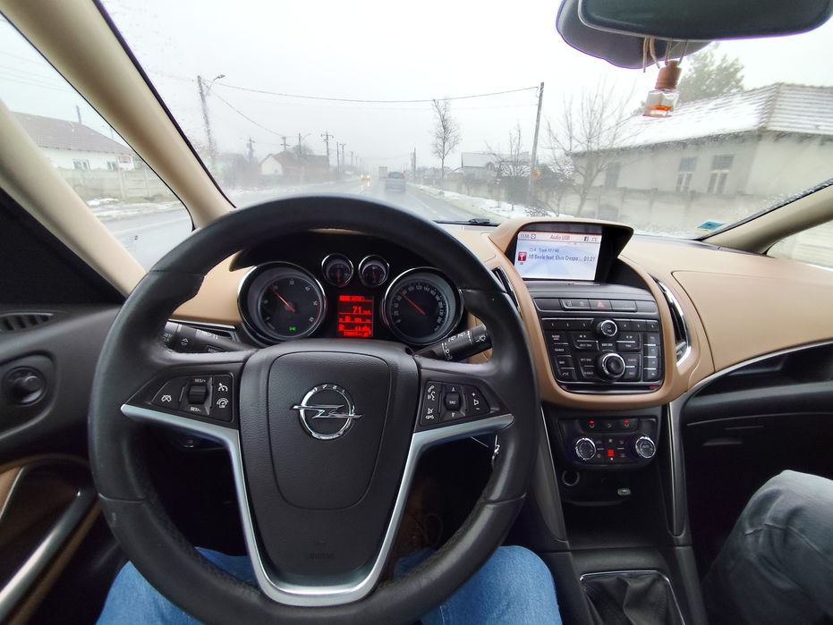 Opel Zafira c  2.0 165 HP 2013